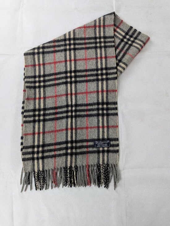Burberry Accessories - Authentic Burberry 100% Cashmere Nova Check Gray Scarf Unisex